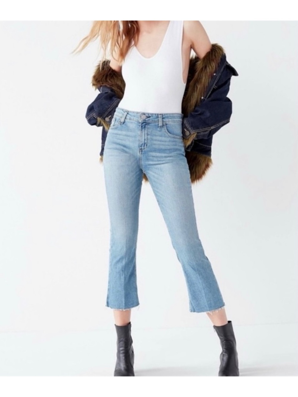 BDG High Rise Crop Kick Jeans (Medium Wash - Size 24)